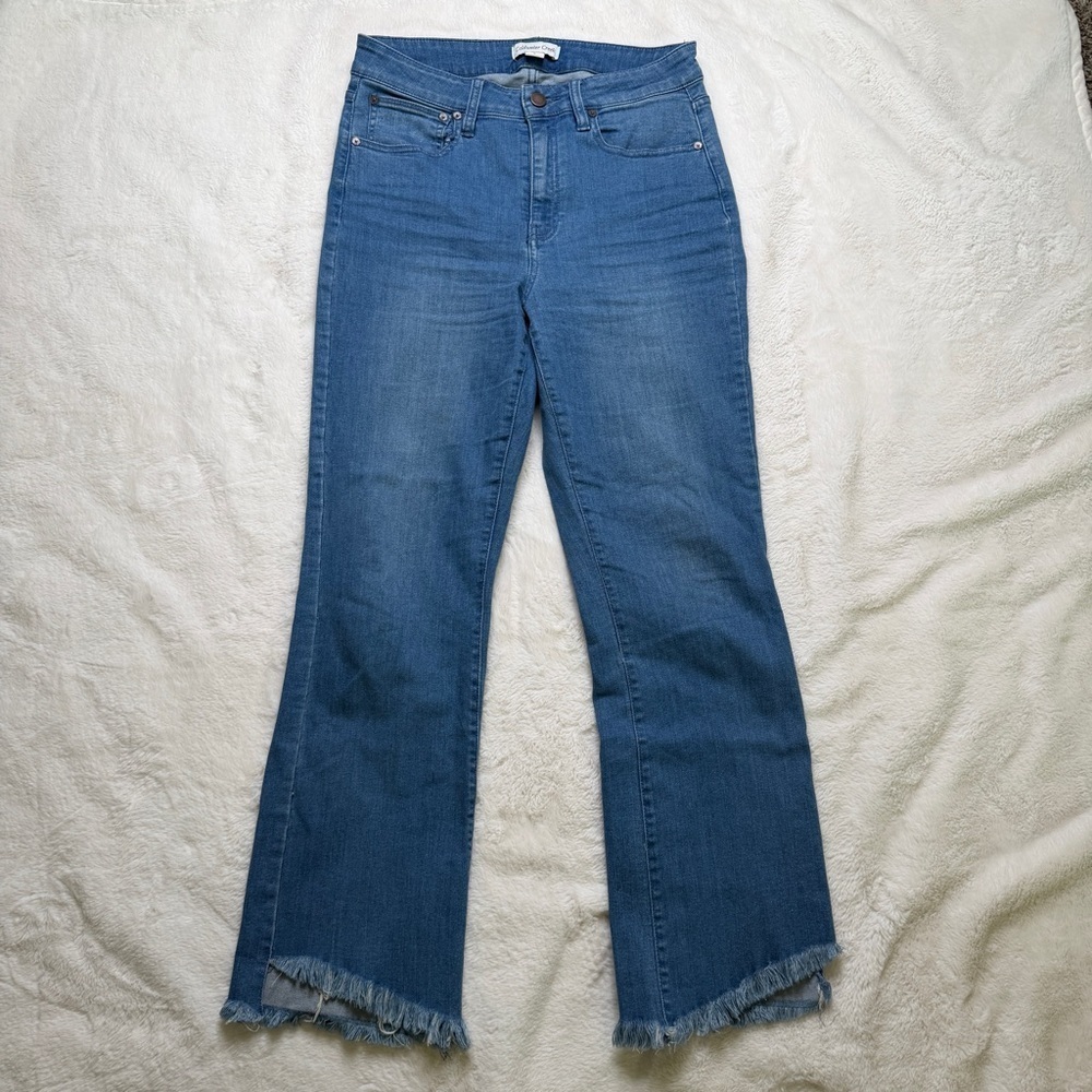Coldwater Creek Slight Flare Raw Hem Jeans Size 6 – High Rise Light Wash